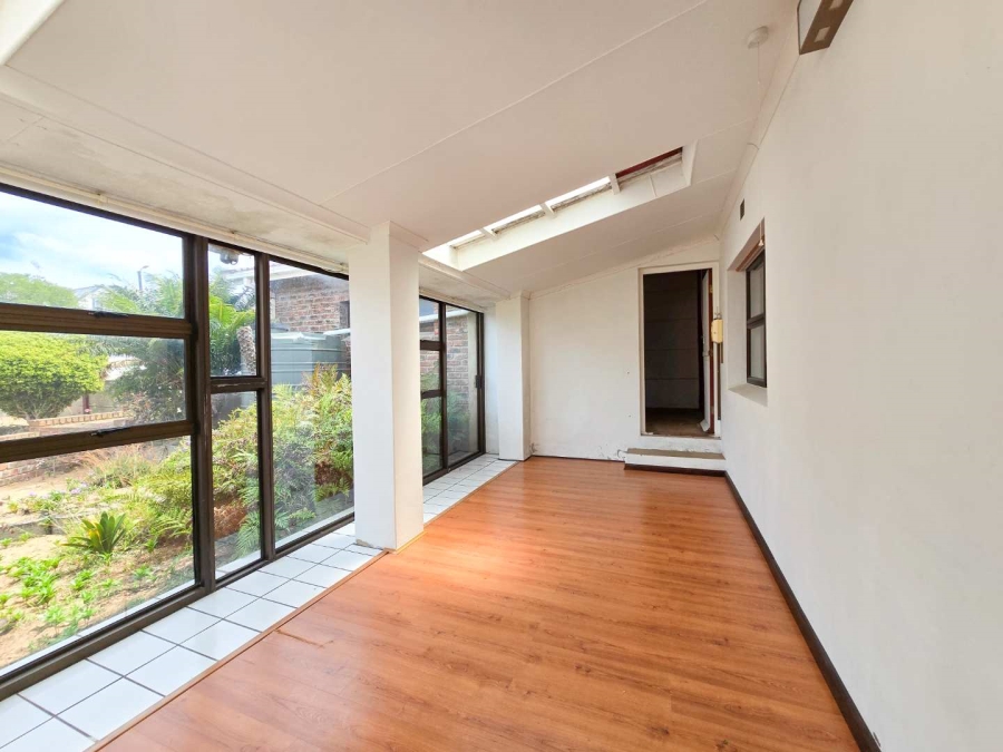 2 Bedroom Property for Sale in Stilbaai Wes Western Cape